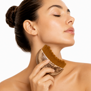 Sculpting Facial Ritual Comb serum channel